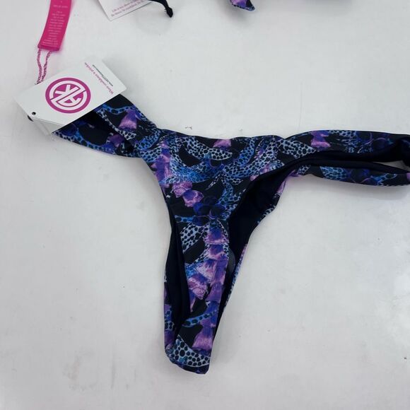 AKFit Swimwear two piece bikini Size XS/L - Picture 11 of 11